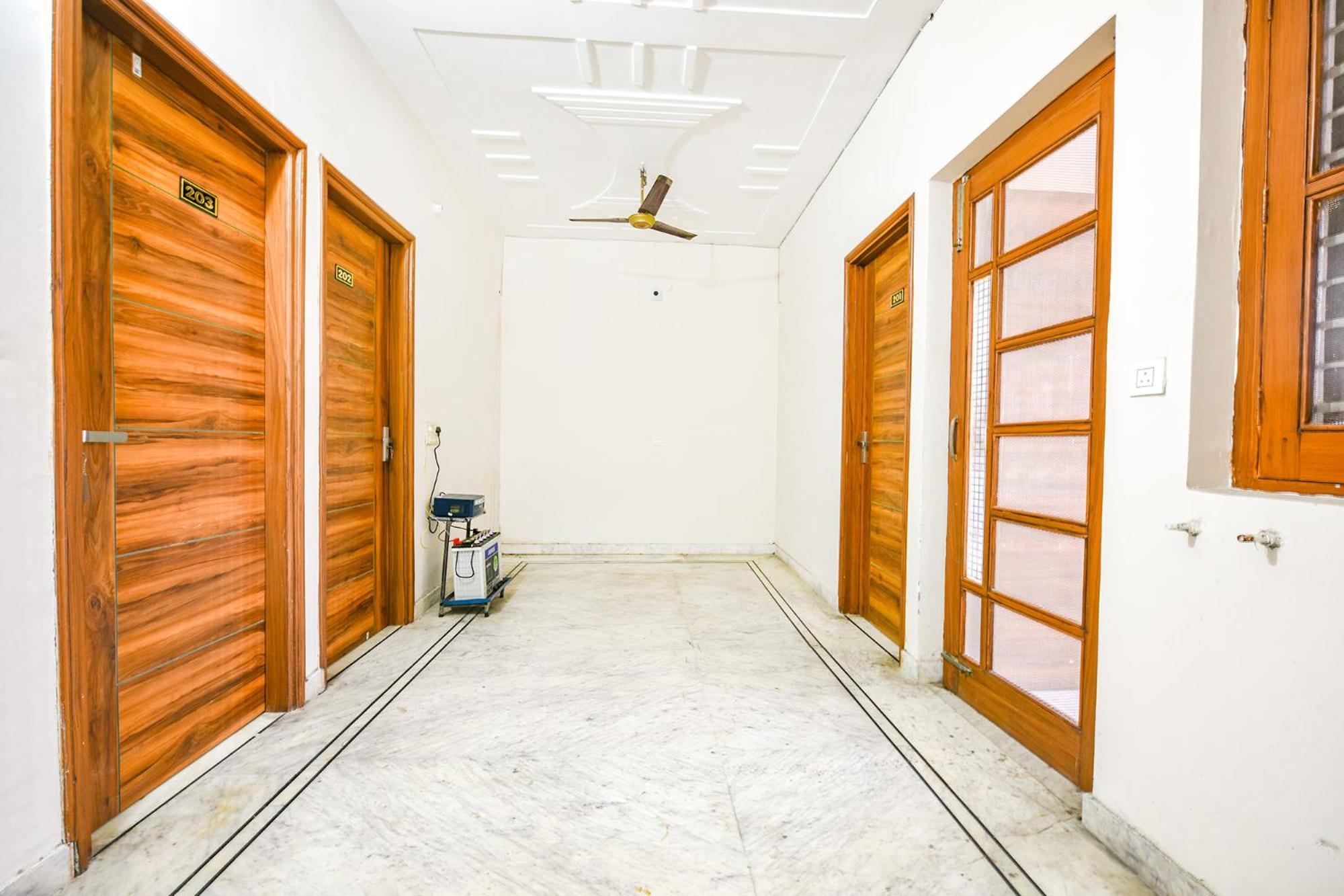 Fabhotel K9 Stay Ludhiana Exterior foto